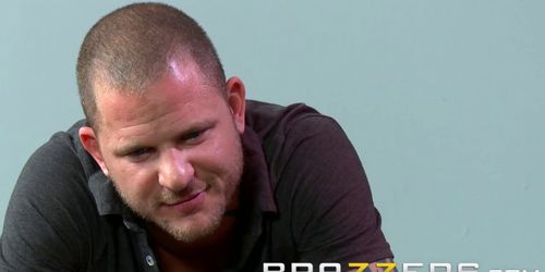 Brazzers - Isis Love & Scott Nails - Car Show Ho