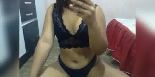 Novinha morena caiu na net com fotos mostrando tudo insta @janiele_21 e @janielly_02