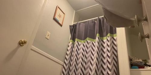 I LOVE SPYING ON STORMI!