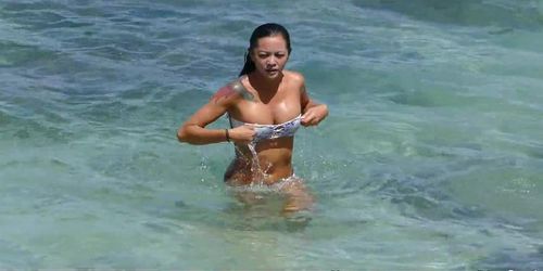 Sexy Bikini Beach Girls Voyeur Video HD