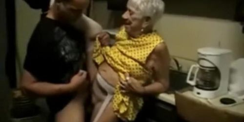 GRANNY CREAMPIE