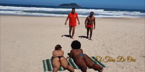 Suruba na praia