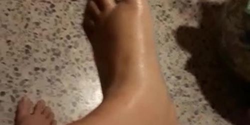 Paola Gonzalez sexy feet