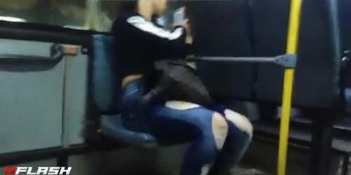 Flashing  Cock Tren1