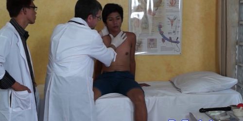 DOCTOR TWINK - Asian twink squirting at doctors visit before getting rimmed