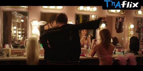 Jennifer Aniston Underwear Scene  in We'Re The Millers