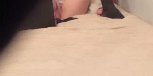 Hidden cam catches house mate fingering herself 