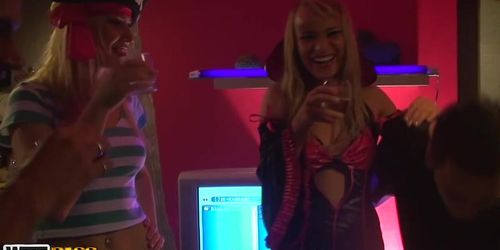 WTF Pass - Sexy students celebrate Halloween, part 2 (Julia Crow, Anette Dawn)