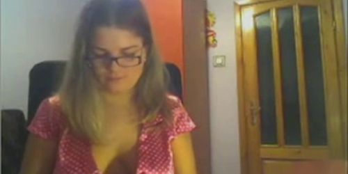 Webcam show with pretty rosebud - video 1