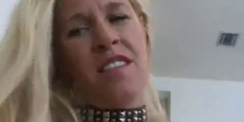 Hot blonde mommy takes POV creampie - video 2