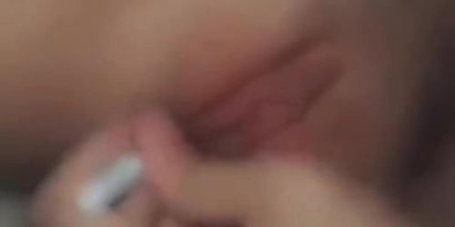 18 year old girlfriend brushbate teen wet tight pussy favorite toy (Toi Clayton)