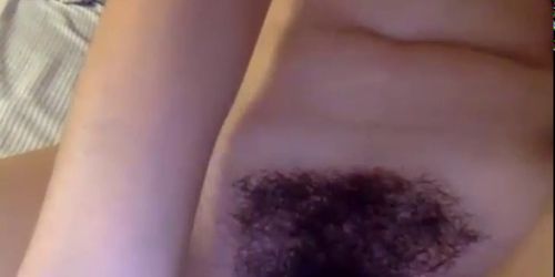 Sexy curvy amateur shows off hairy bush for cam