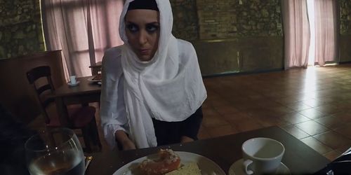 Lovely arab chick got her tight pussy fed by a thick wiener