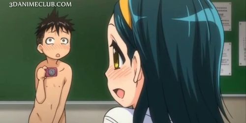 Adolescente hentai anime atrapado masturbándose es follada duro