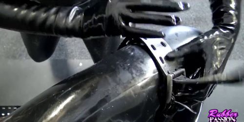 Rubber Femdom Cum Extraction