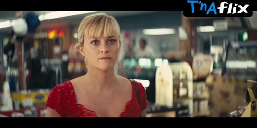 Reese Witherspoon Sexy Scene  in Hot Pursuit