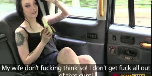 Tattooed brunette darling appreciates good sex with the taxi driver