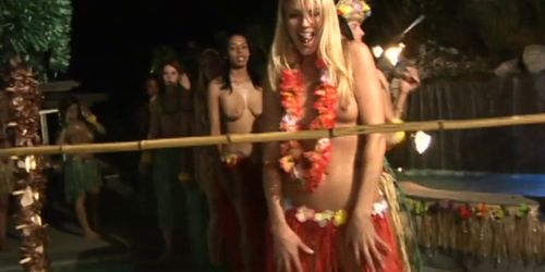 Hot luau dance