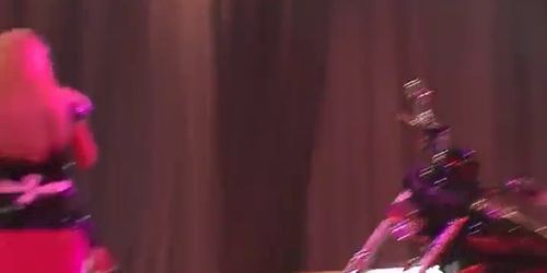 Blonde bitch gets horny stripping part4 - video 1