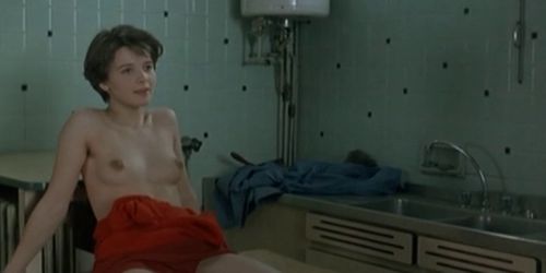 Juliette Binoche nude - Rendez-vous - 1985