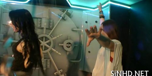 Soaking wet group fellatio - video 31