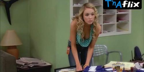 Katrina Bowden Sexy Scene  in 30 Rock