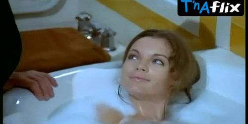 Romy Schneider Breasts Scene  in Qui?