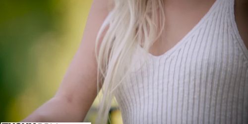 Described Video – Girlfriends Alex Grey and Karla Kush try Anal together