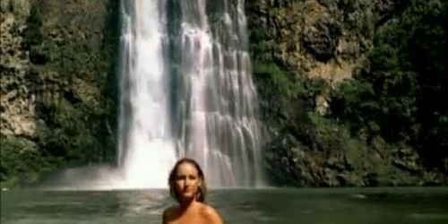 Leelee Sobieski Sexy Scene  in Hercules