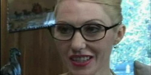 POSH MATURE HOUSEWIFE WITH GLASSES FUCKED BY HUGE WHITE COCK - Tnaflix.com