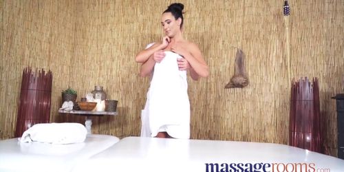 Massage Rooms Tight girl with incredible natural body fucked by masseur