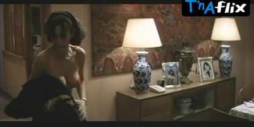 Monica Bellucci Butt,  Bush Scene  in L' Ultimo Capodanno