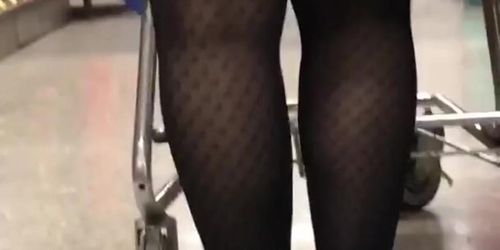 Upskirt flashing 2