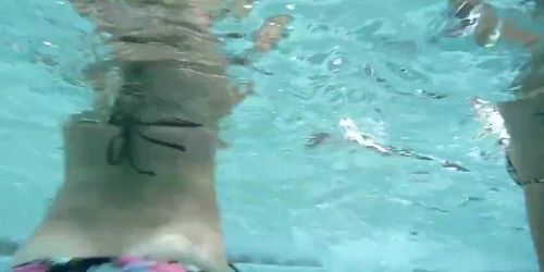 Pool Twerk