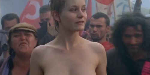 Peggy Martineau nude - Les vivants et les morts s01e07 - 2009 - video 1