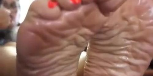 oiled wrinkled soles no name