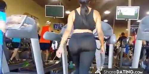 Big Sexy Booty Treadmill Time