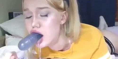 Teen gives Sloppy Blowjob to Dildo Deepthroat