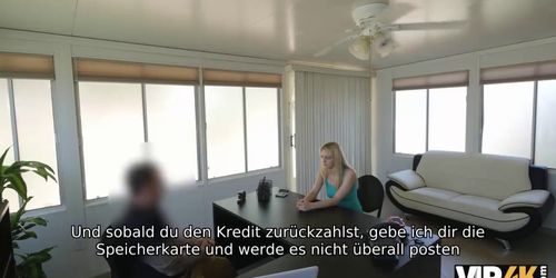 Vip4K. Girl Sollte Das Casting Im Büro Bestehen, Um Einen Kredit Zu Bekomme