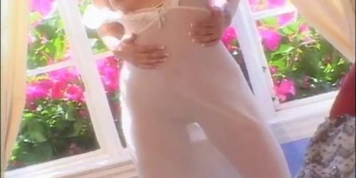 Punjaban Fucking - Sunny Leone Punjaban Desi Paki in White Dress strips Nude - Tnaflix.com