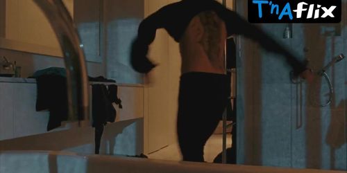 Noomi Rapace Butt,  Breasts Scene  in The Girl Who Kicked The Hornet'S Nest