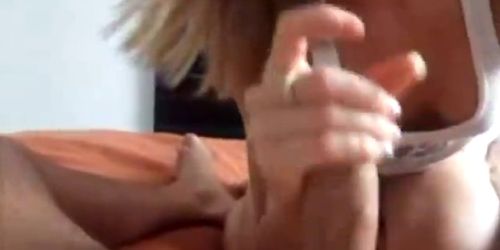 young small tit teen gives blowjob til the end!