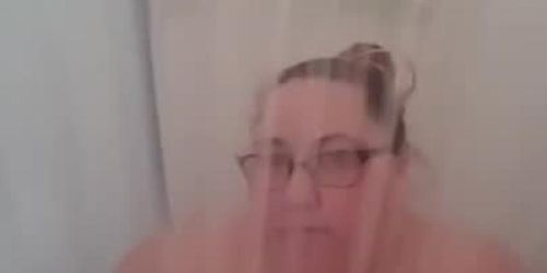 SSBBW in the shower