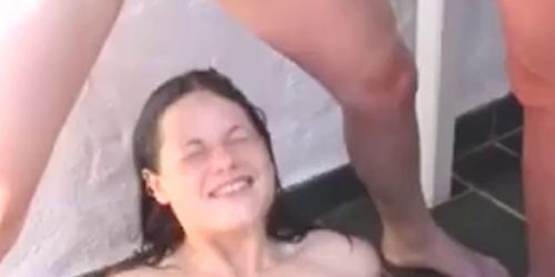 Amateur - FMF Outdoor Pissing Threesome - video 1