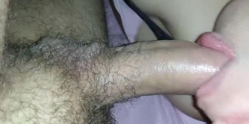 Mexican girl sucking cock, Mexicana me chupa la verga dura,