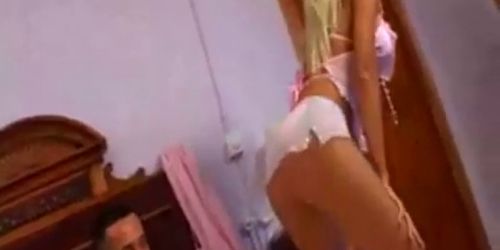 amateur blonde loves getting nasty on camera