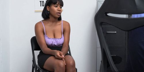 Black teen Jenna Foxx going on her knees to suck