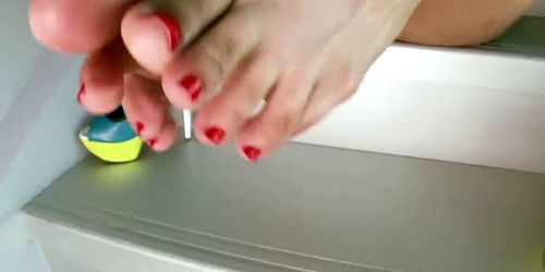 Asian foot goddess masturbating and shoing off her feet