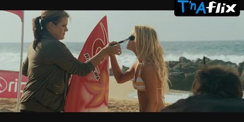 Lorraine Nicholson Bikini Scene  in Soul Surfer