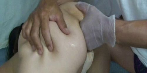 BRUTAL ASS - Lul verzakt na brute vuistneuken en een dildo